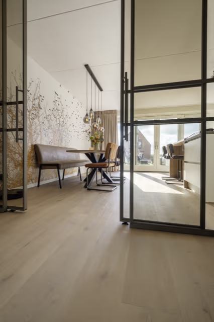 Belakos Attico 830 | Rigid Click